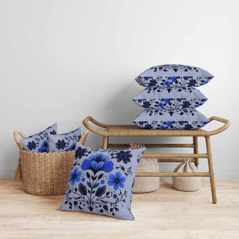 Oreiller en faux suède Rajasthan Bloom, Bleu, Carré 18 po