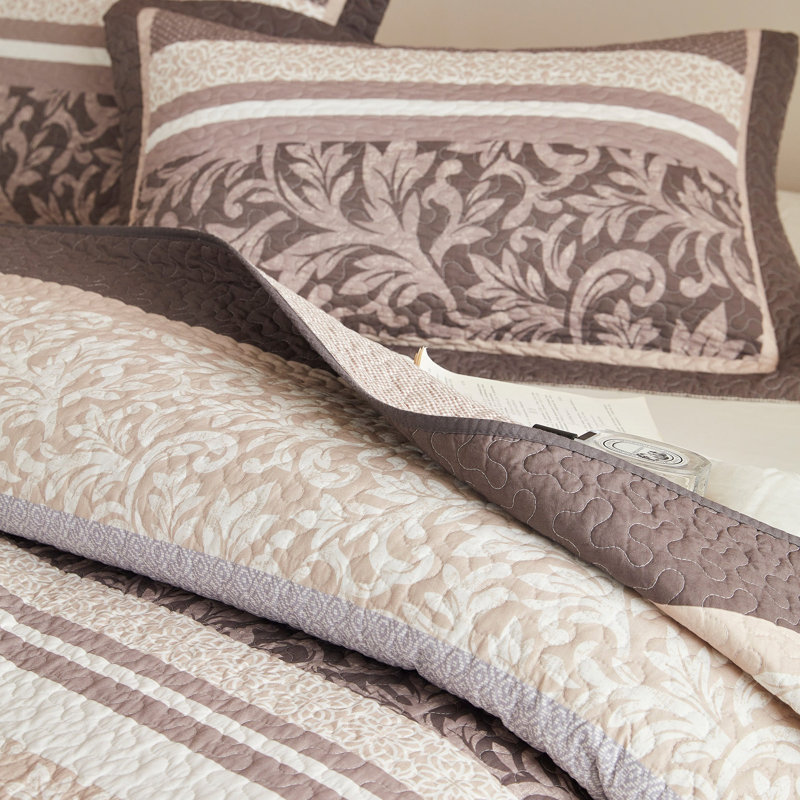 Classic Cottage Floral Cotton Quilt Bedspread Set, Grand lit