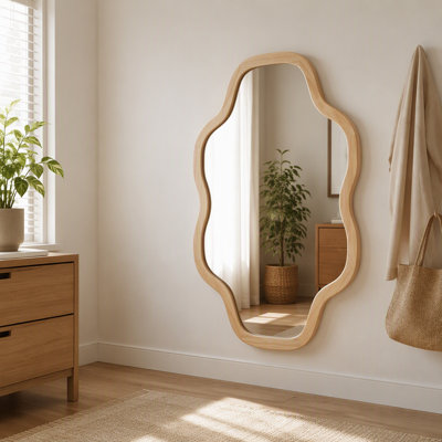 Miroir mural en bois massif en forme de nuage, finition naturelle