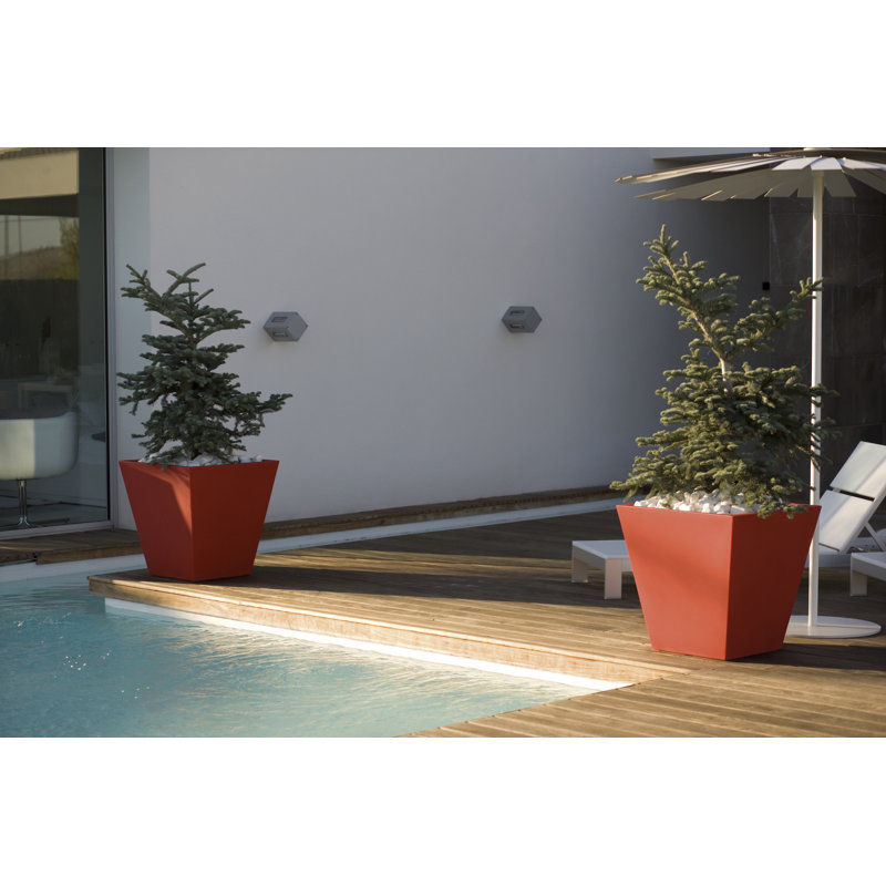 Cono Resin Pot Planter, Black, 15.75" H x 15.75" W x 15.75" D