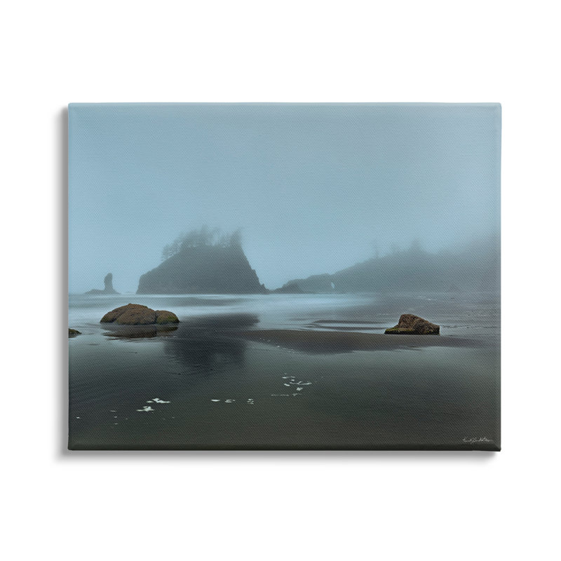 Paysage de brouillard brumeux sur bois, H 16 po x l 20 po x P 1,5 po, Estampe numérique Farmhouse