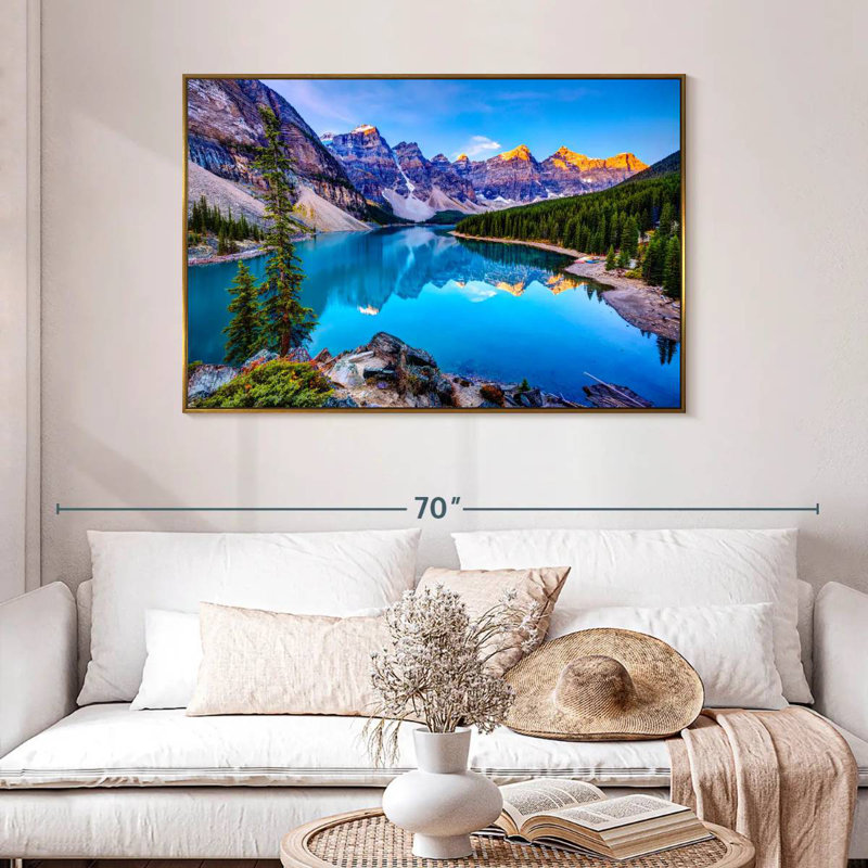 Incroyable lac Moraine, 46 po x 31 po, Cadre flottant doré