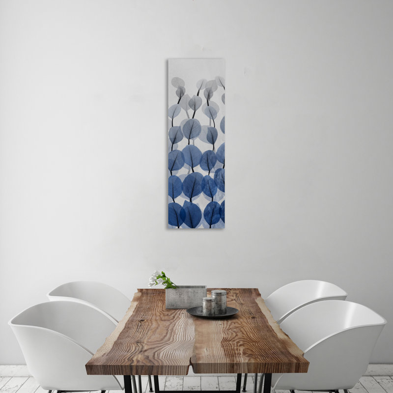 "Sapphire Blooms 3", toile tendue par Albert Koetsier, H 54 po x l 18 po x P 1,5 po