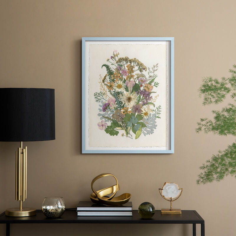 Organic Bouquet II, reproduction encadrée - bois massif, H 30 po x l 24 po, Bleu