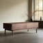 Table basse simple et moderne-109305533