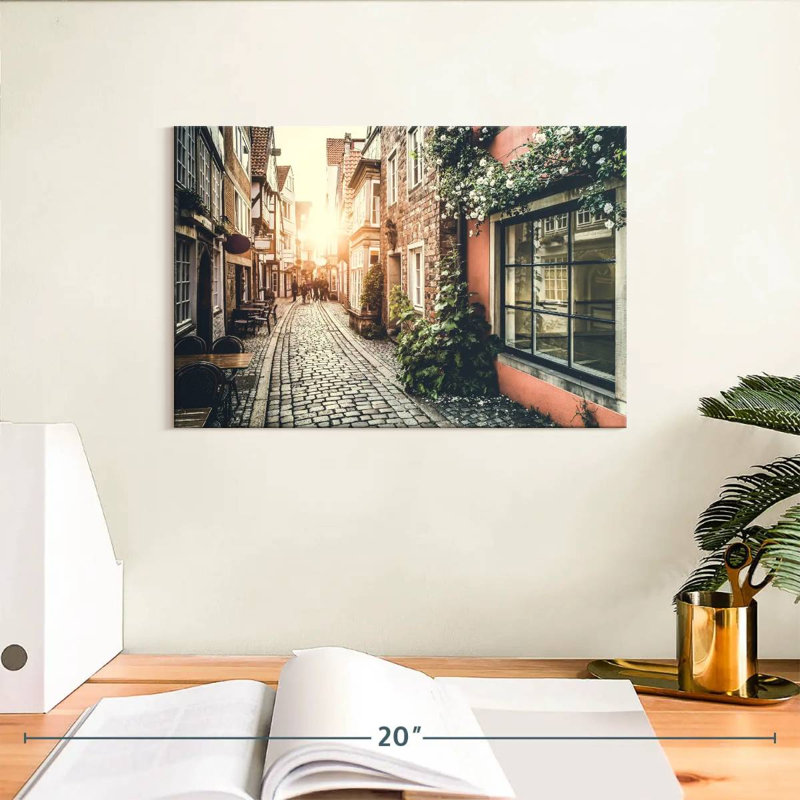 Rue Sirci Europe Old Town, H 8 po x l 12 po