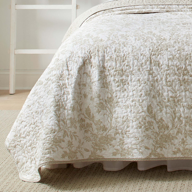 Beige Reversible Cotton King Quilt Set with Shams