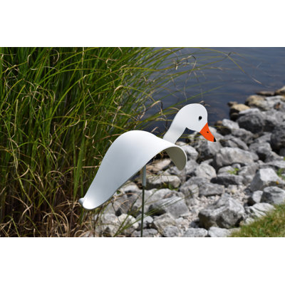 Art de jardin blanc canard