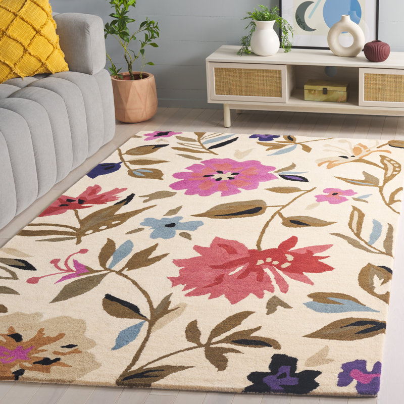 Chanler Hand Tufted Wool Floral Rug, Rectangle 5' x 8'