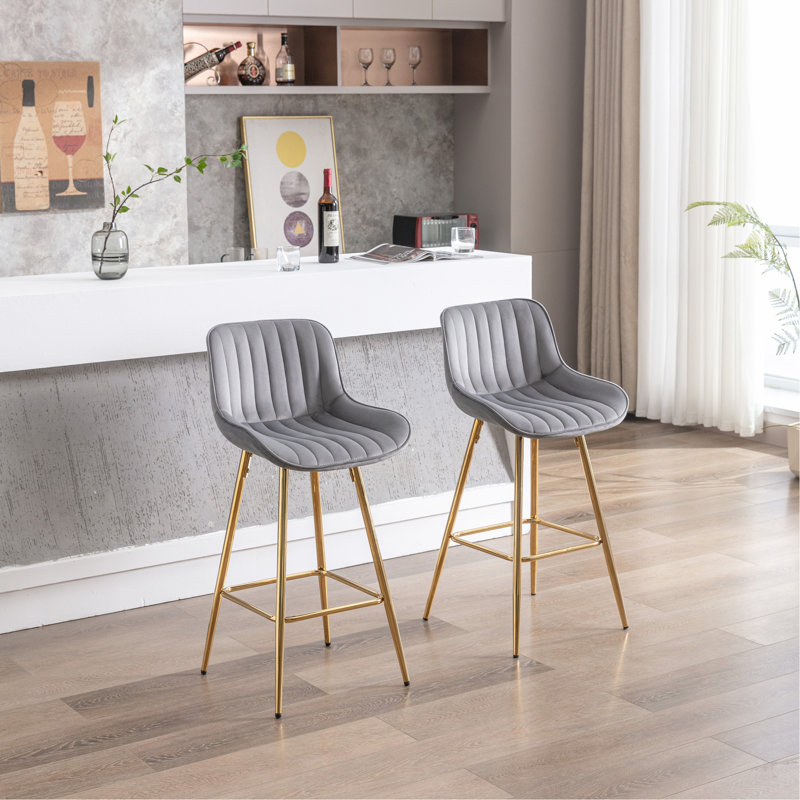 De 2 tabourets de bar, 26 pouces, tabouret de comptoir en velours gris avec repose-pieds et pieds dorés, rembourrage en mousse, chaises à la mode, tissu, repose-pieds, chaise à pieds, motif simple