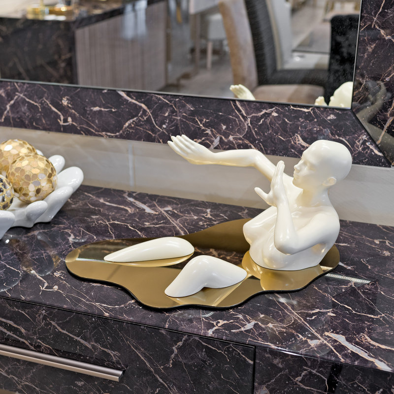 Caraker People Figurines & Sculptures, White/Gold