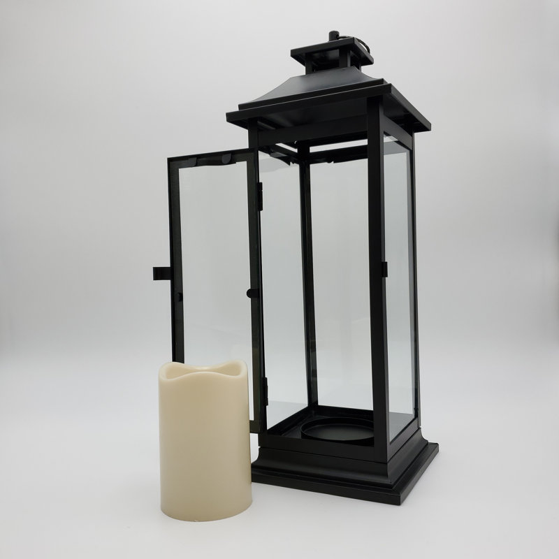 Lanterne en métal avec bougie à piles