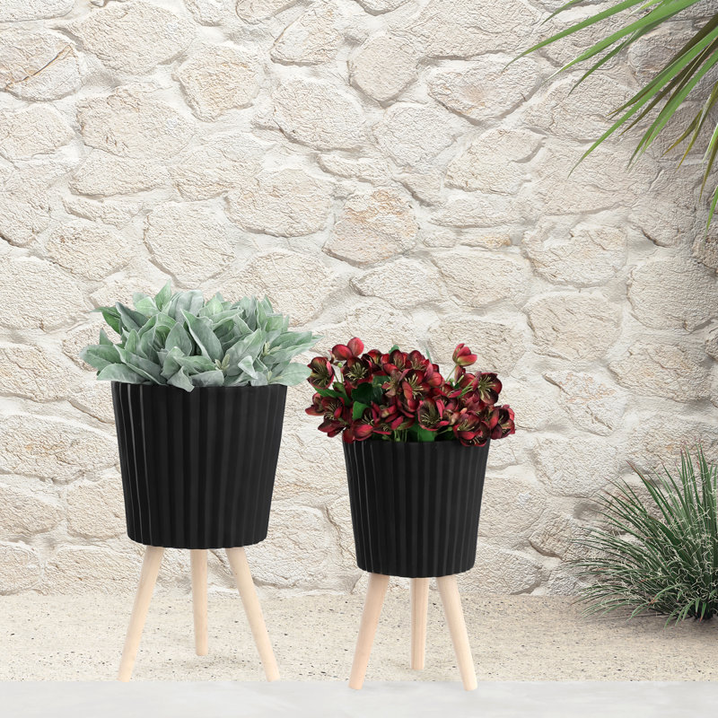 S/2 10/12" Ridged Planter W/ Wood Legs