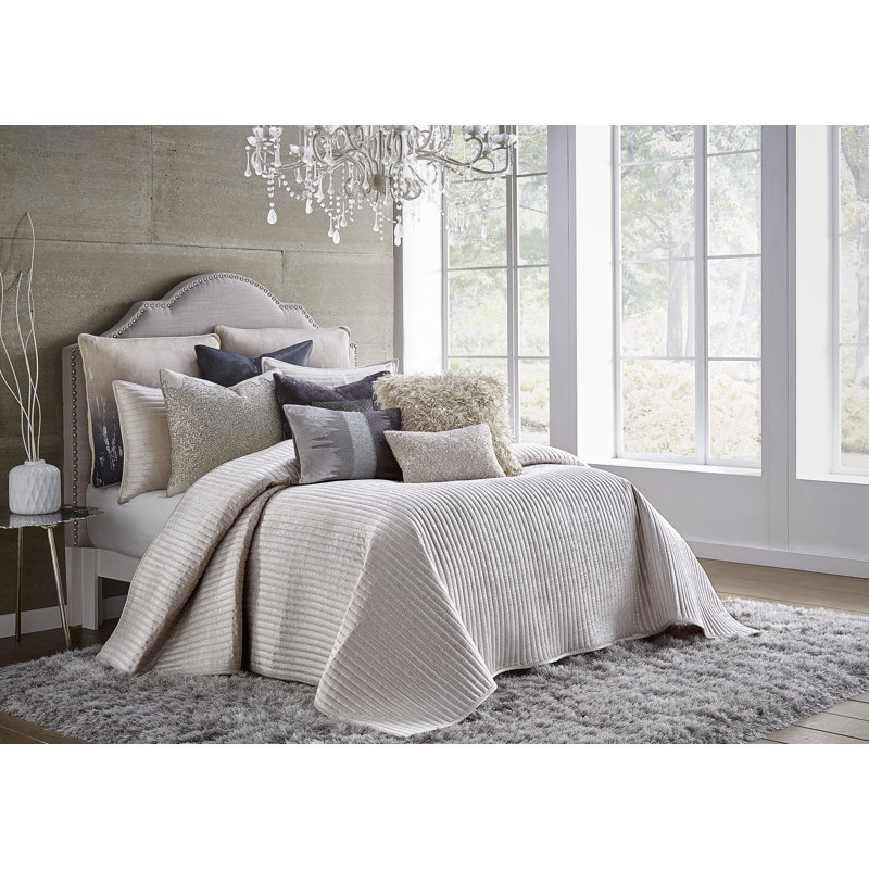 Ensemble de courtepointe en velours Synder, Beige, Courtepointe grand + 2 oreillers décoratifs