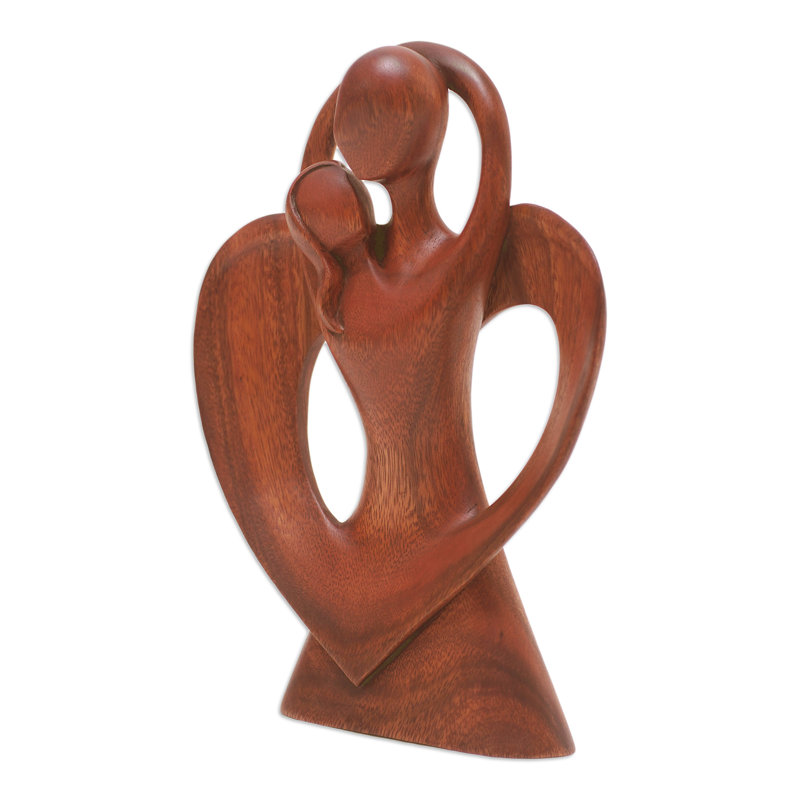 Figurines & Sculptures
