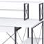 Bureau blanc élégant, robuste et doté d'un espace de rangement. Bureau moderne au design soigné avec tablette fixe.