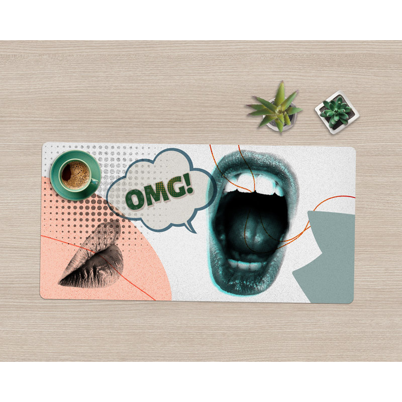 Kashief Lips Desk Pad