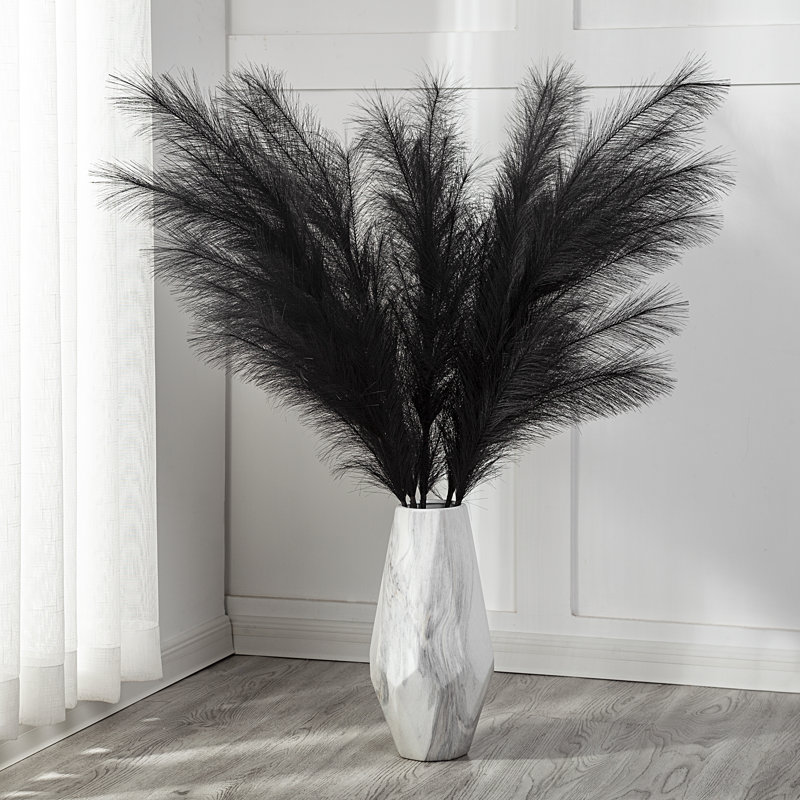 Pampas Grass Arrangement, Black