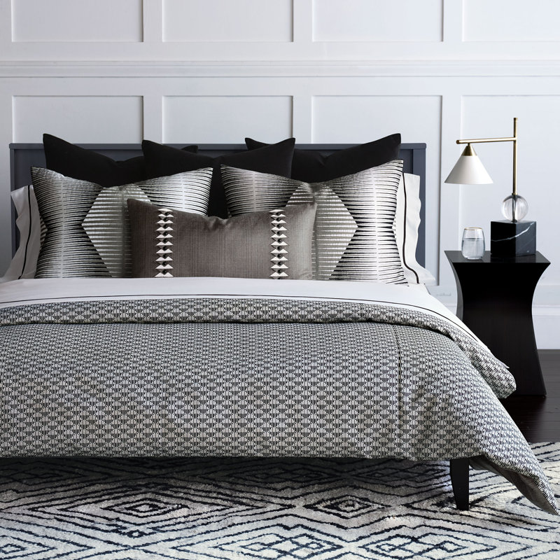 Zac Comforter, Full / Double Comforter