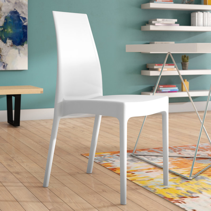 Chaise d'appoint empilable Mckenna, Blanc