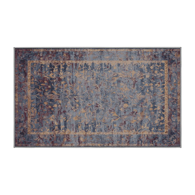 Tapis gris soyeux et moelleux