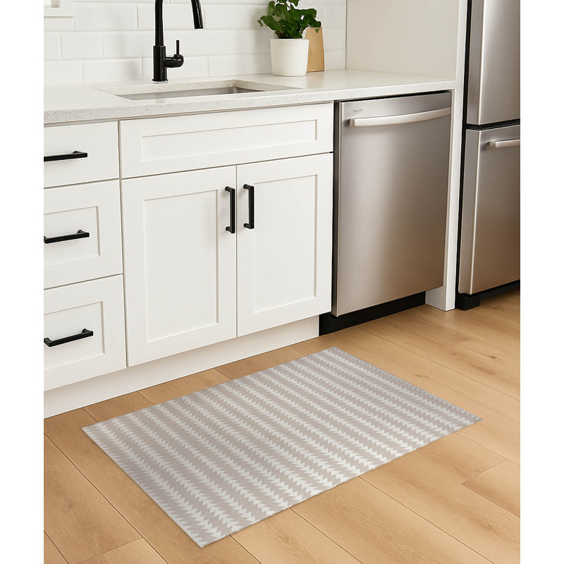 Tribal Arrows Lightweight Non-Slip Kitchen Mat, Rectangle 3' x 5', Taupe