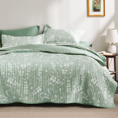 Floral Quilt Set - Reversible Mint Green Botanical Quilt Bedding Set , King