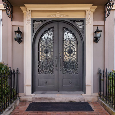 Lion's Den Archway Door