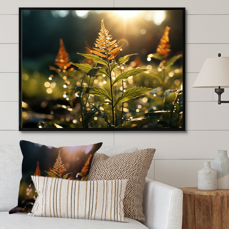 «Green Field Tranquil Oasis», reproduction sur toile, H 34 po x l 44 po x P 1,5 po, Cadre flottant noir
