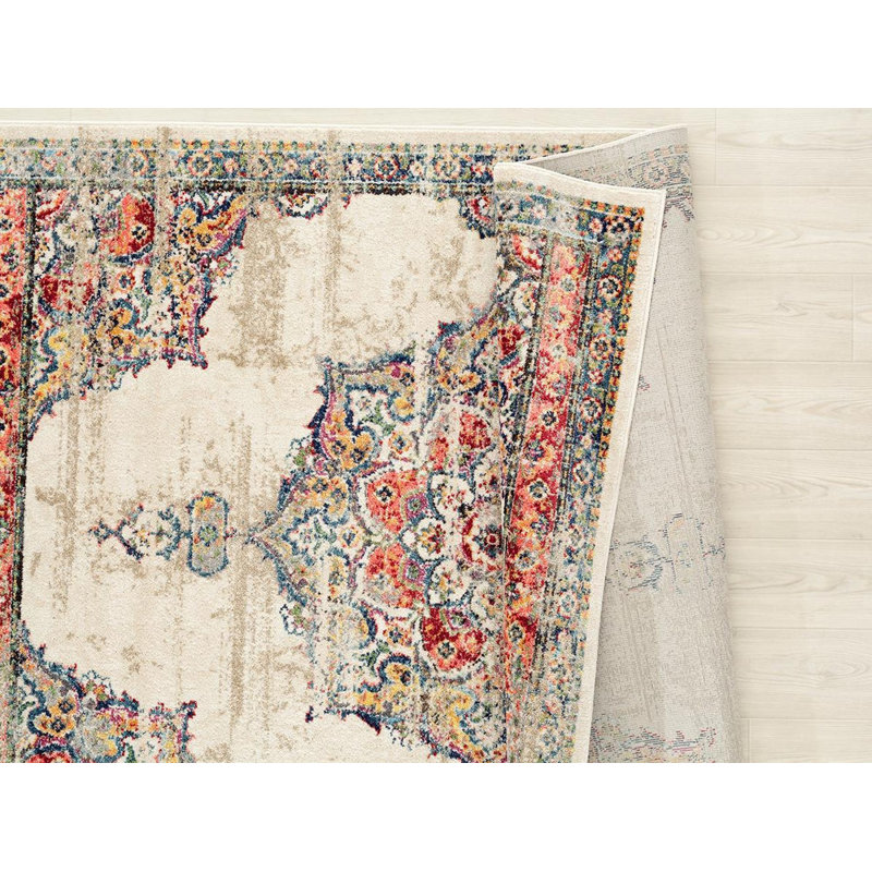Villines Oriental Indoor Rug, Rectangle 5' x 7'