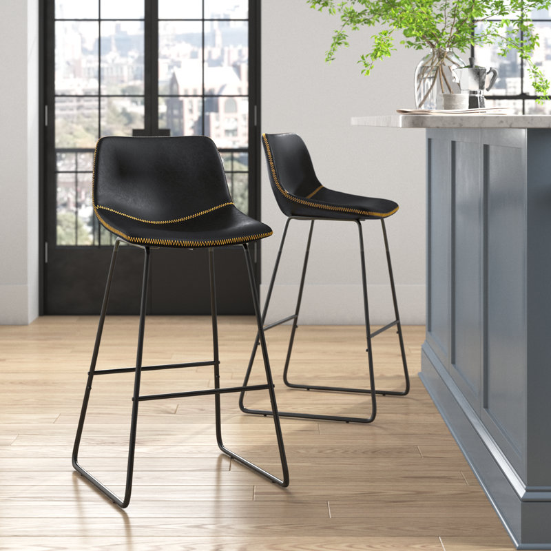 Tabouret de comptoir en simili cuir Aiyana, Tabouret de comptoir (siège d'une hauteur de 24 p, Noir, noir, noir, noir