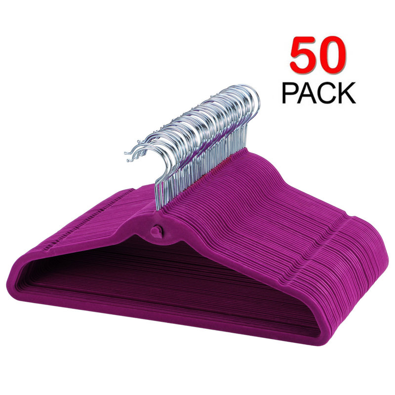 Cintres en velours mauve