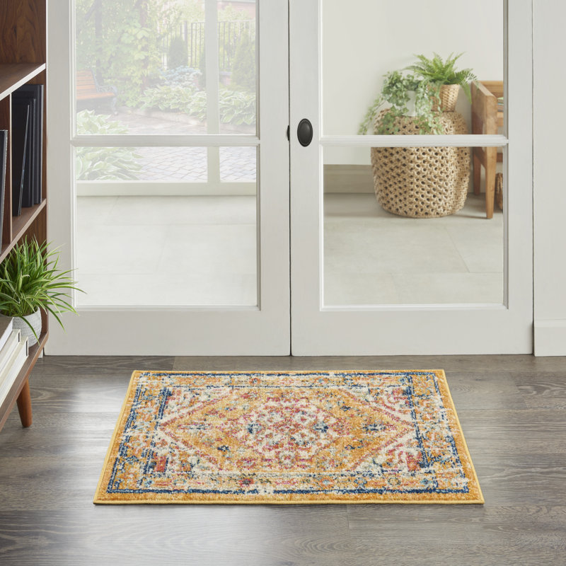 Indoor Rug, Rectangle 1'10" x 2'10"