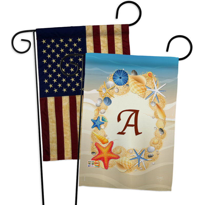 Drapeau de jardin en polyester 13 po x 18,5 po summer v initial, A