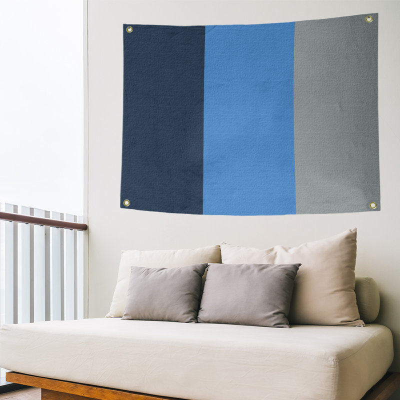 Tapisserie tennessee en polyester, H 50 po x l 59 po, Bleu marine / bleu / argent