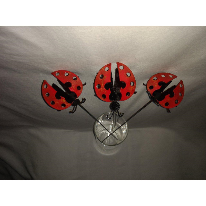 3 piquets de jardin pour coccinelles