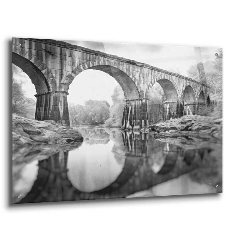 Art mural en verre Aqueduct V 'par Nathan Larson, H 24 po x l 36 po x P 0,2 po
