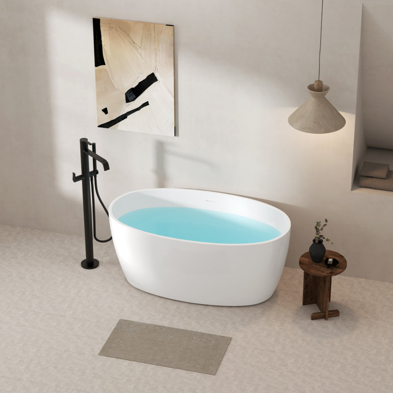 Baignoire autoportante en acrylique de 55 po, élégante baignoire ovale, bonde en nickel brossé et ensemble de trop-plein à fente intégré, certifié Cupc
