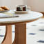 Ensemble de tables basses en cerisier rond vintage avec base en bois - Tables gigognes 2 pièces pour le salon