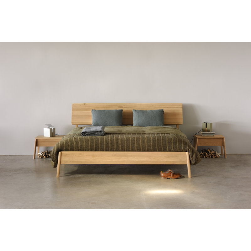 Air Solid Wood Piece Bedroom Set