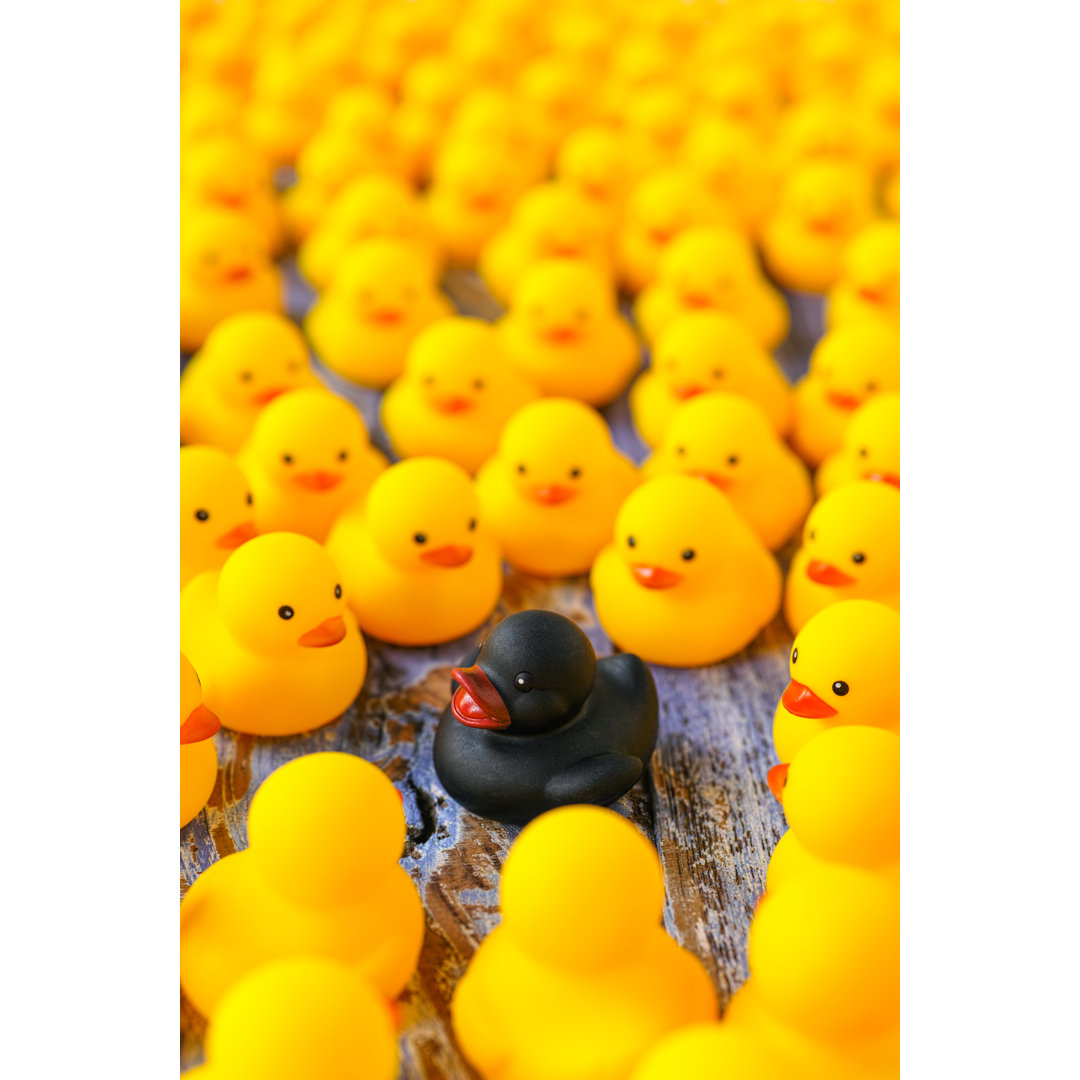 Leinwandbild Large Group Of Yellow Rubber Ducks von Enviromantic