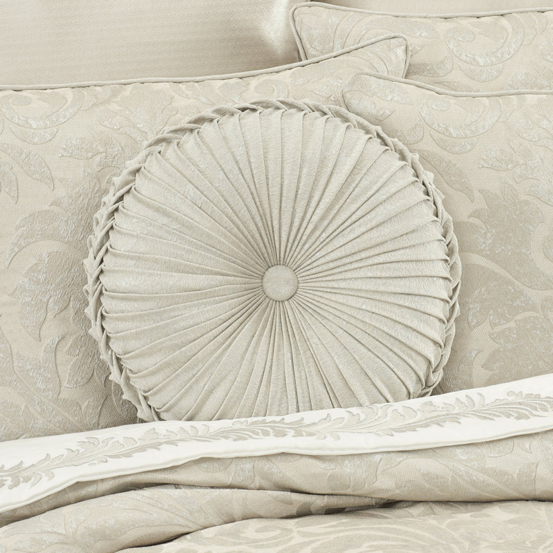 Coussin Celine