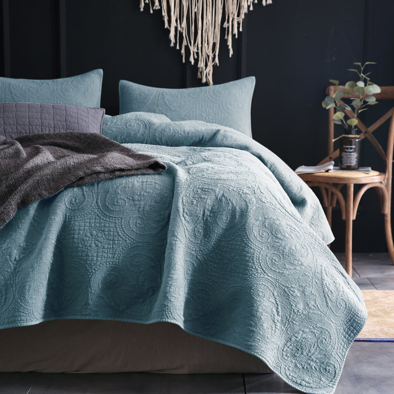RH Traditional Cotton Plain Weave Quilt, Single, Chambray Blue