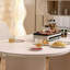 Table et chaises de salle à manger ovales de style crème-105858633