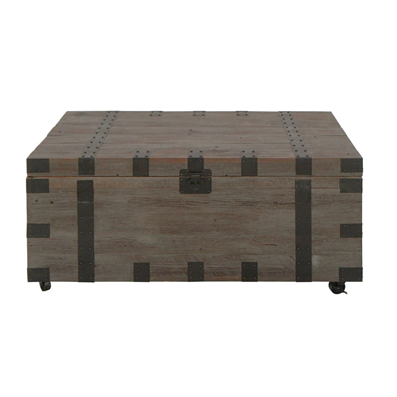 Destino Solid Wood Top Single Coffee Table, 20" H x 41" L x 22" W, Green