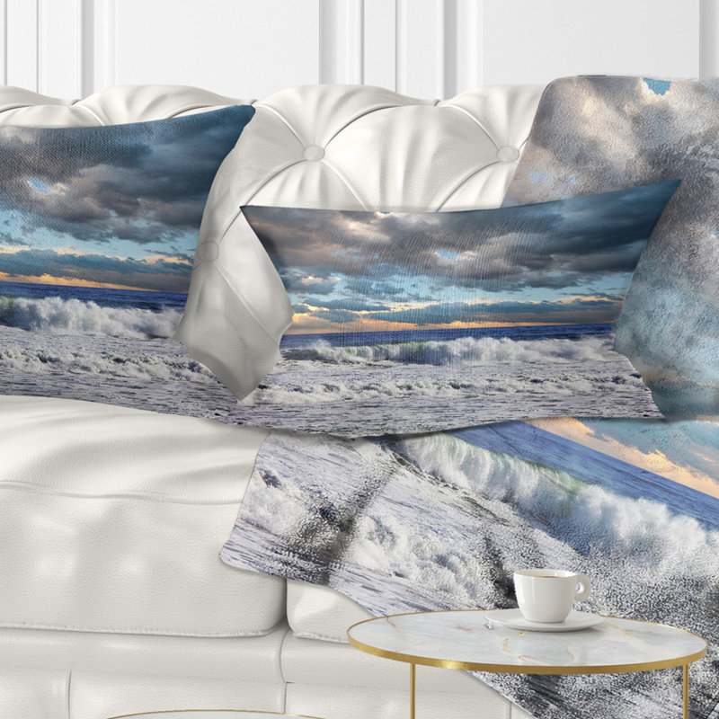 Coussin lombaire de couleur orage de mer au soleil