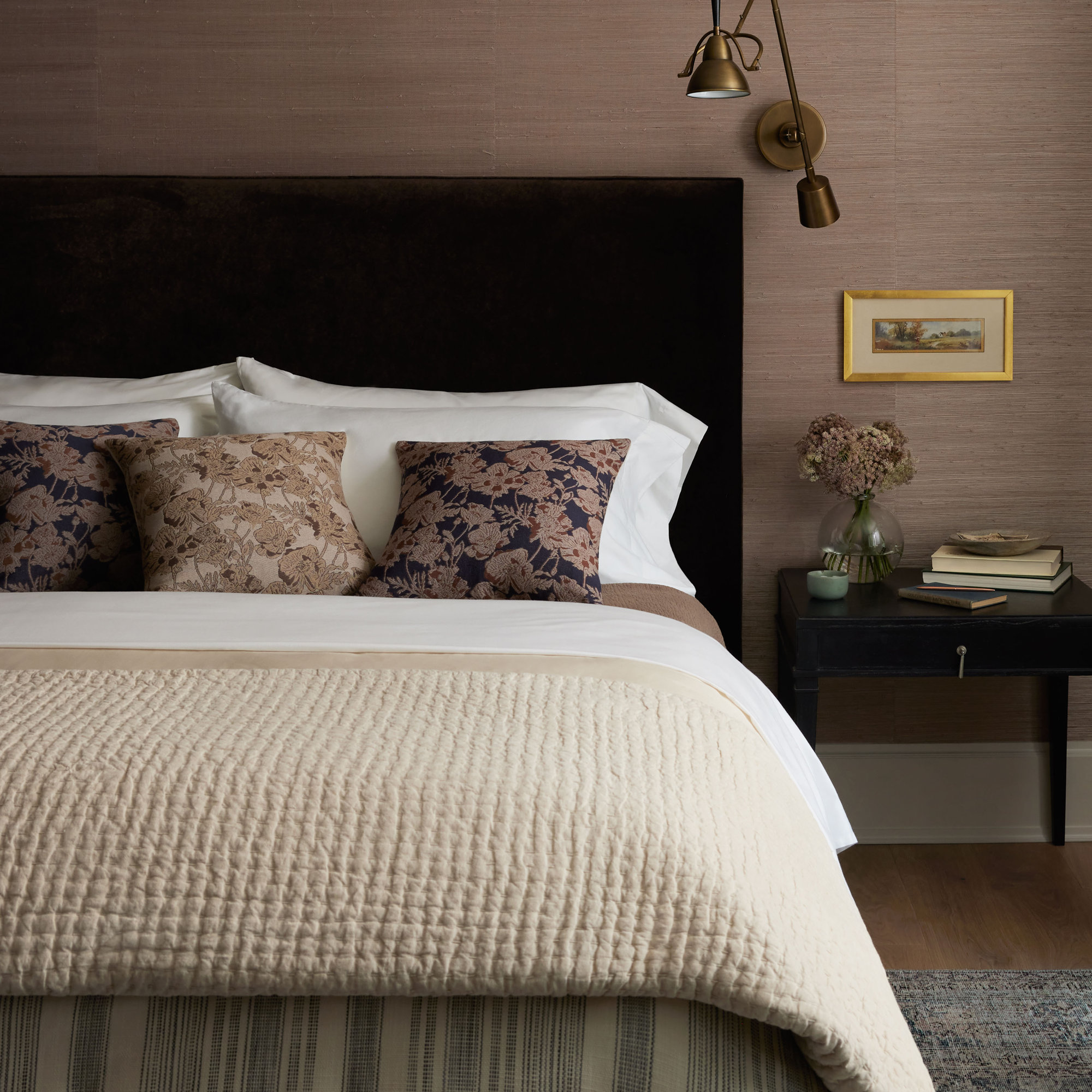 Chris Loves Julia x Loloi  Matilda Collection Beige / Mocha PCJ0008, Pillow, Navy/Clay
