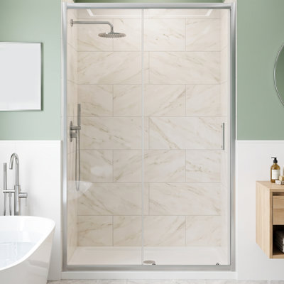 Porte de douche à cadre coulissante simple l 48 po x H 72 po au fini chrome avec verre trempé transparent de 1/5 po d'épaisseur et poignée en acier inoxydable