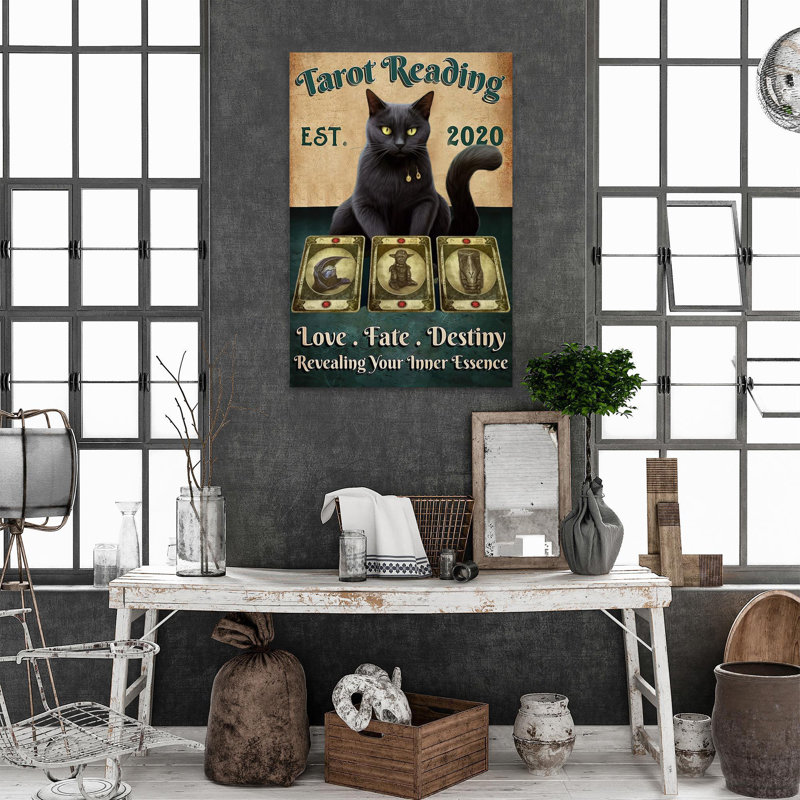 Tarot chat noir lisant, H 36 po x l 24 po x P 1,25 po