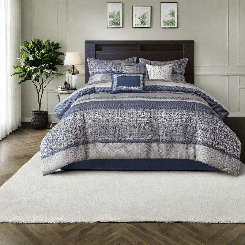 Luxurious 7 Piece Polyester Cal King Bedding Sets, Modern Home Style